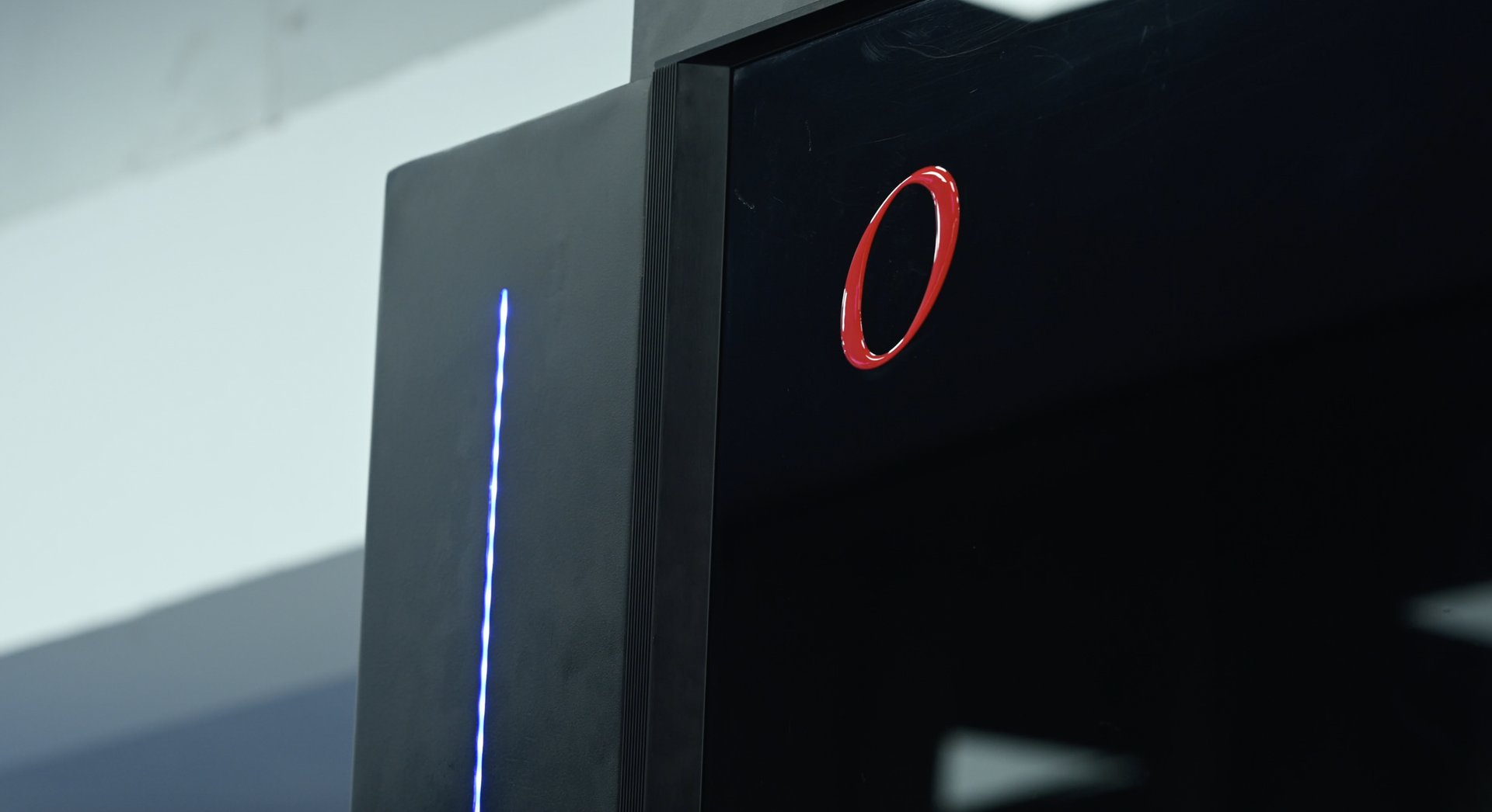 Orient press close-up