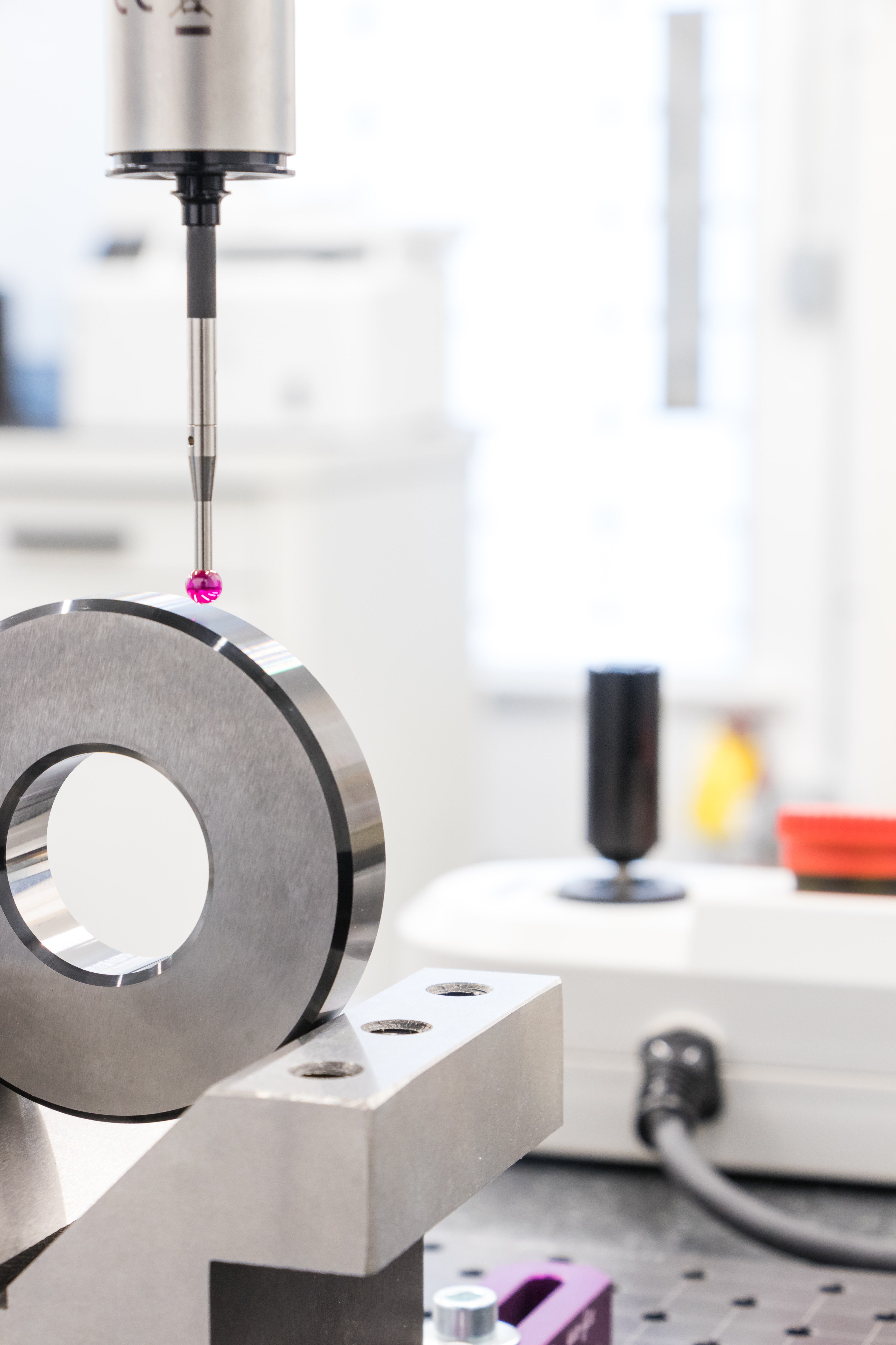 Orient press precision machining